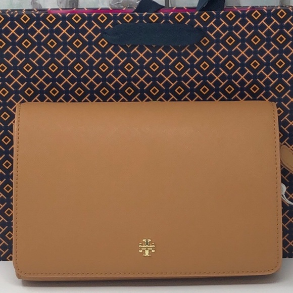 Tory Burch Handbags - NWT Tory Burch Emerson combo crossbody